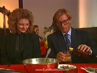 荣格 knospen - budding 美女 1991, 成人 电影 f1 | 超碰在线视频
