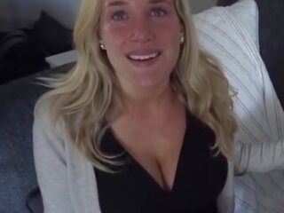 Žavingas blondinė milf su gražus pieniškas iškirptė: nemokamai hd seksas video f8