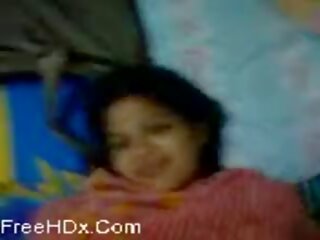 Bangladeshi bayi swain di teman rumah